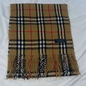 Burberry Classic Tan and Red Plaid Men's Scarf